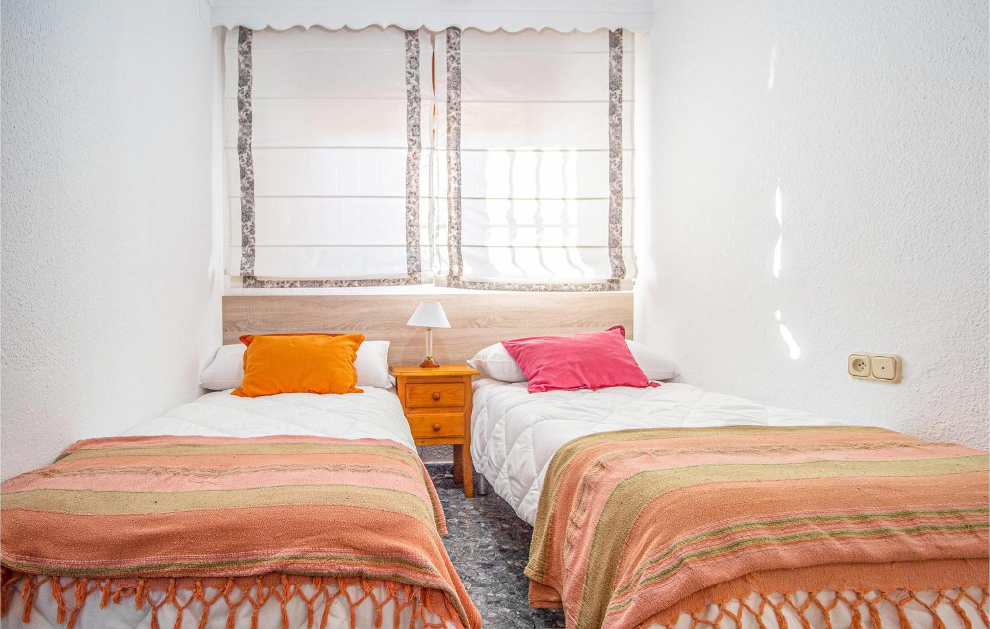 Stunning Home In Mlaga With 2 Bedrooms And Wifi Malaga Luaran gambar
